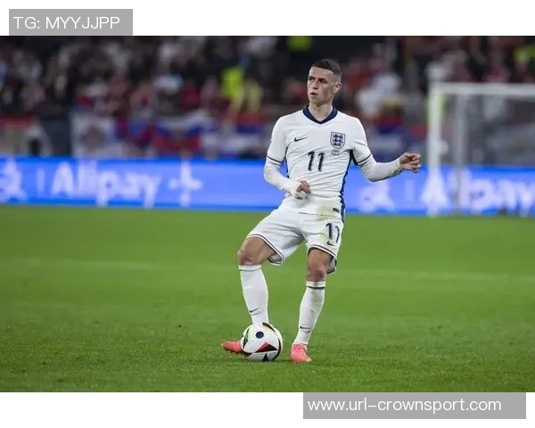 引发热议埃泽精彩世界波英格兰官方称福登助攻精准到位