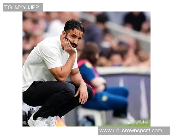 曼联青训旧将切斯特重返俱乐部积累教练经验助力未来发展